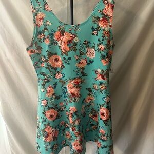 Floral Sleeveless Women's Top